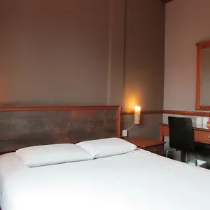 Hotel Four Chain View, Singapur